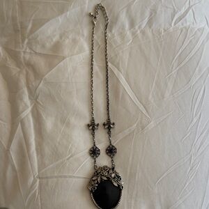 Elegant Black and Silver Pendant Necklace